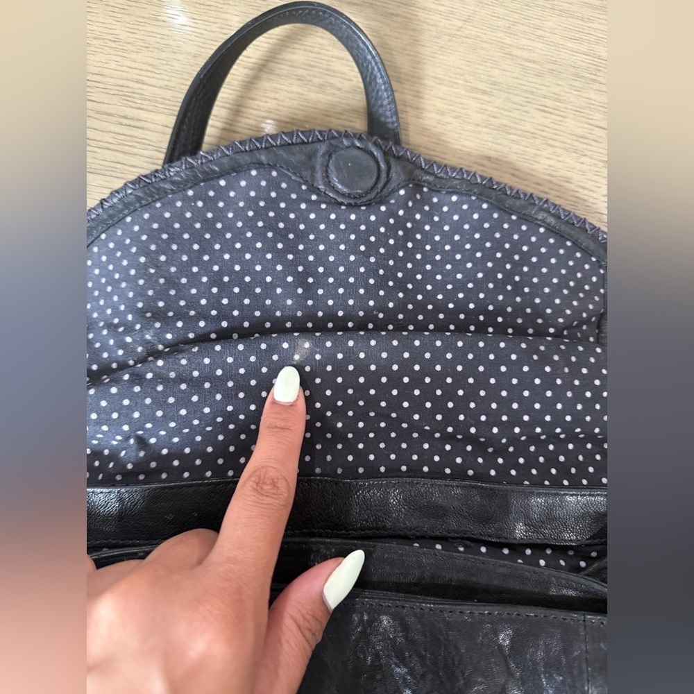 Radley Elegant Black Leather Handbag - Picture 4 of 13